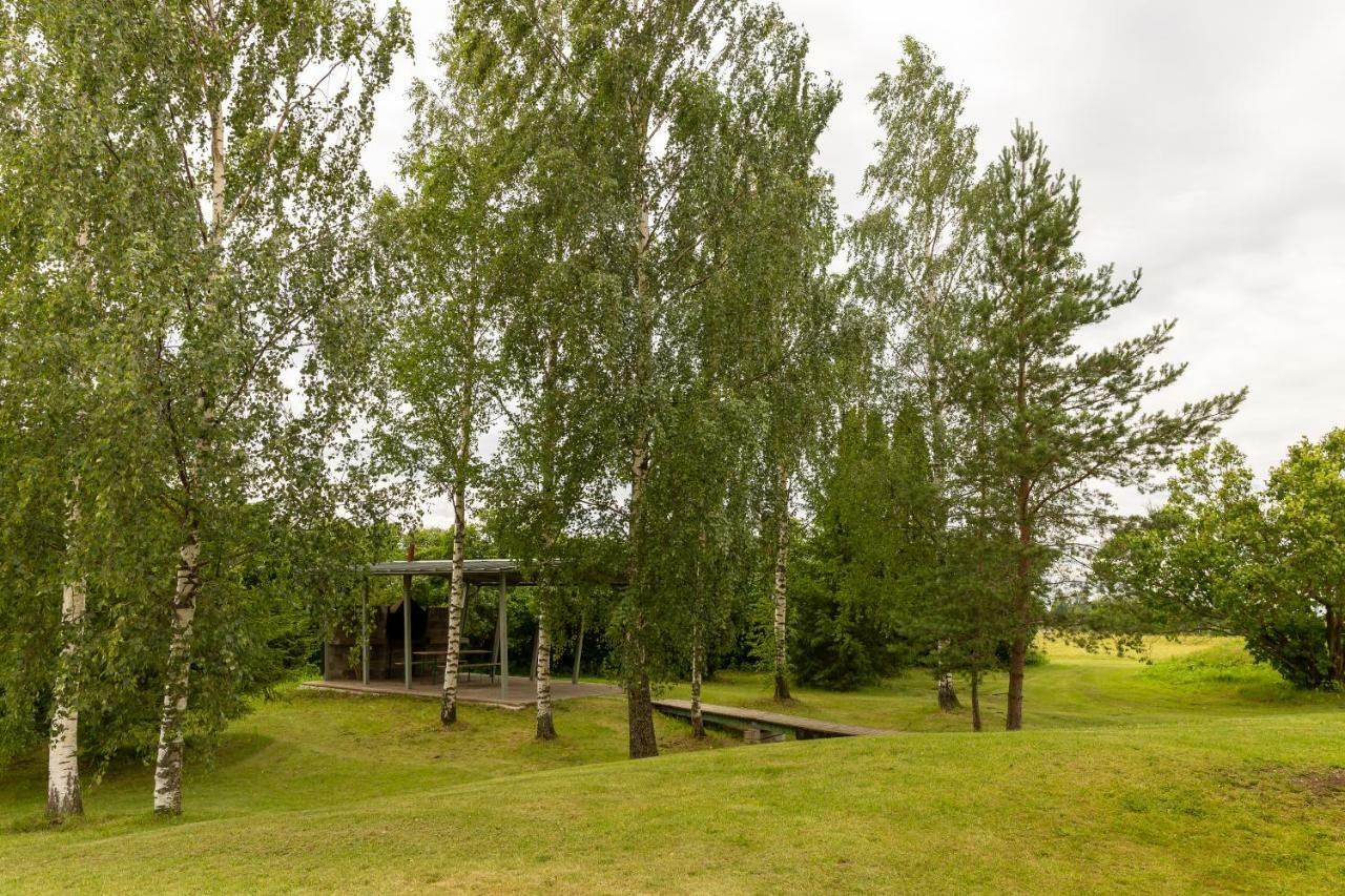 Motovilla Toila Exteriör bild