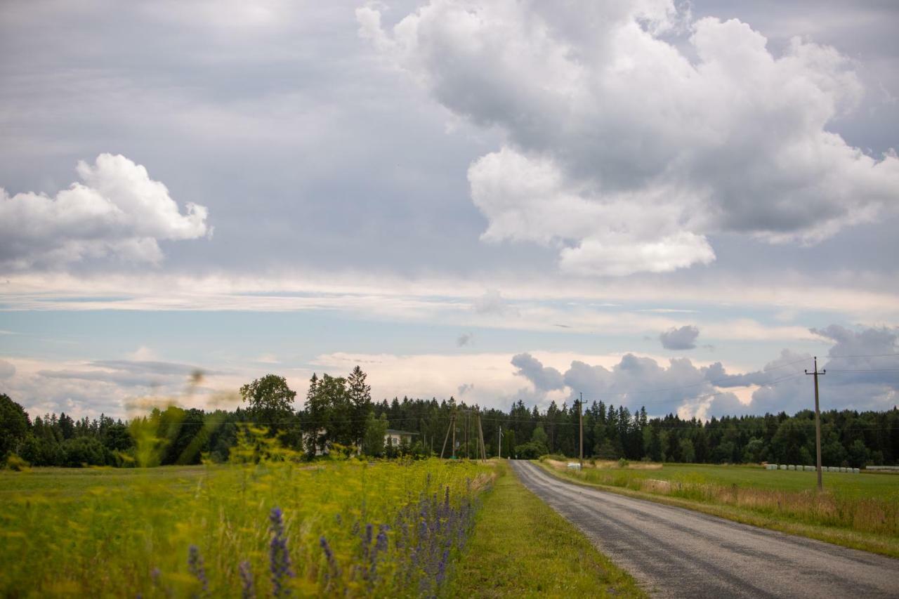 Motovilla Toila Exteriör bild
